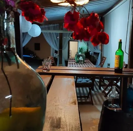 בית נופש With Shared Pool And Views Sabina Alta