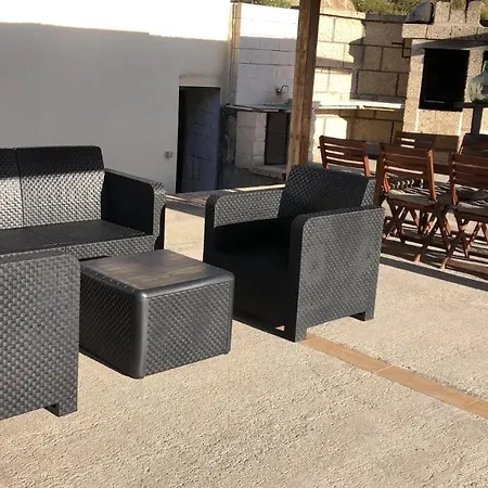 بيت للعطل With Shared Pool And Views